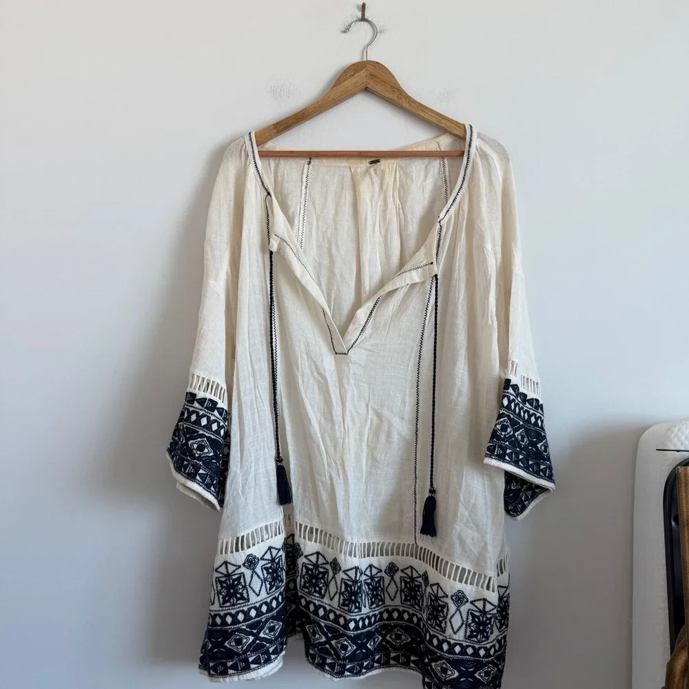 Free People Noyal Counting Stars Embroidered Tunic Size Large
